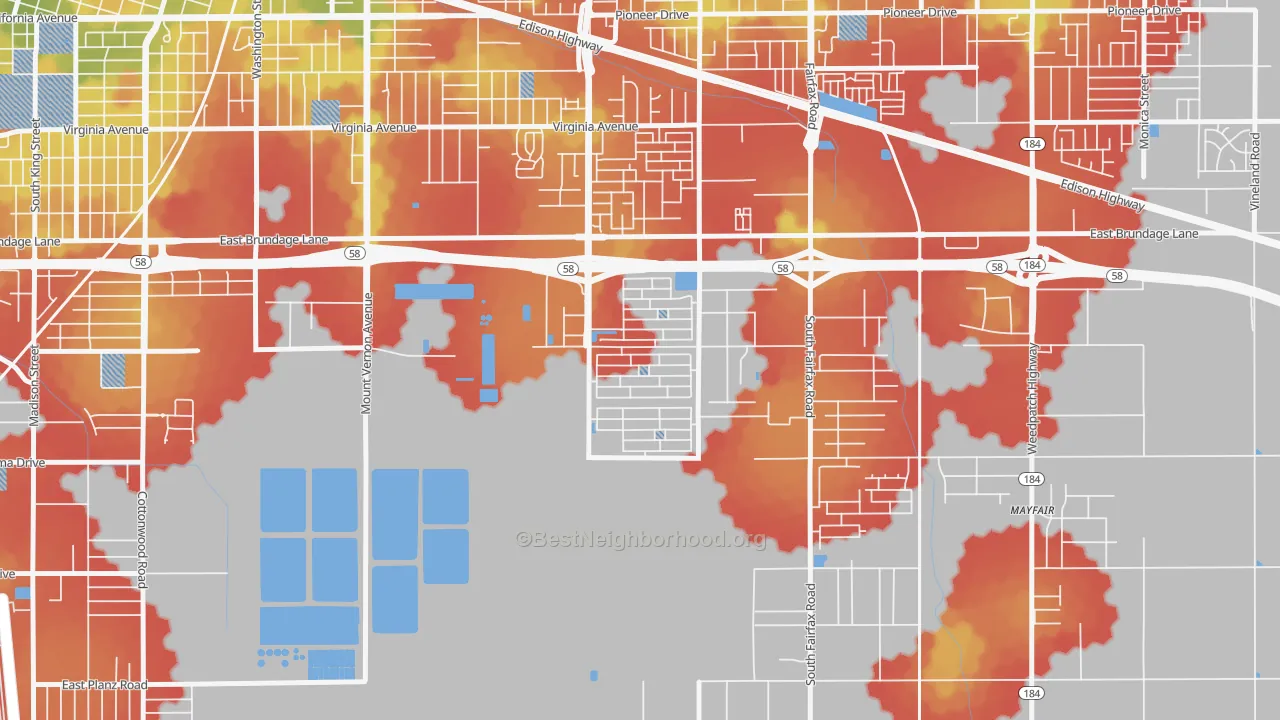 Walk Grade map of Tyner Homes, Bakersfield, CA, walkable areas in green and car-dependent areas in red