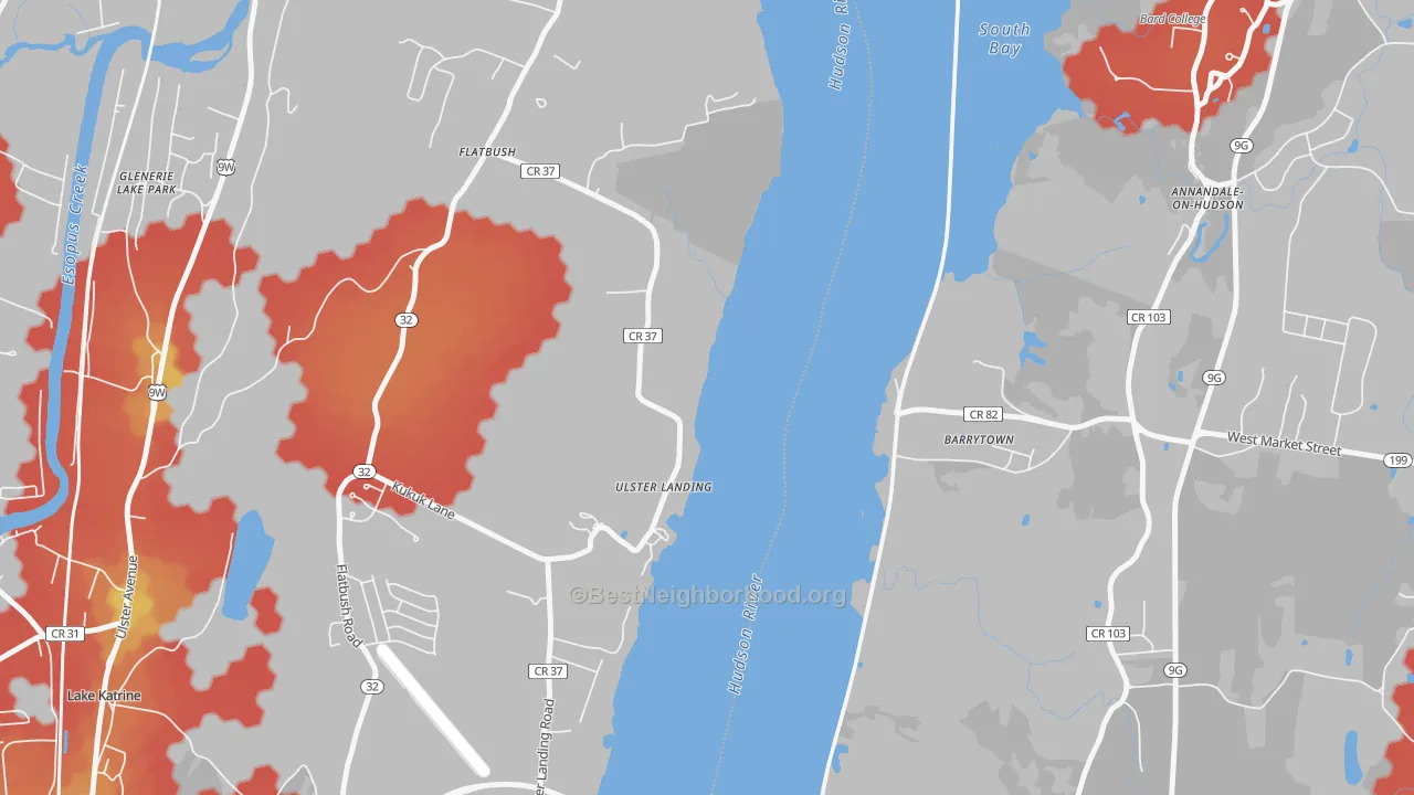 Walk Grade map of Ulster Landing, NY, walkable areas in green and car-dependent areas in red
