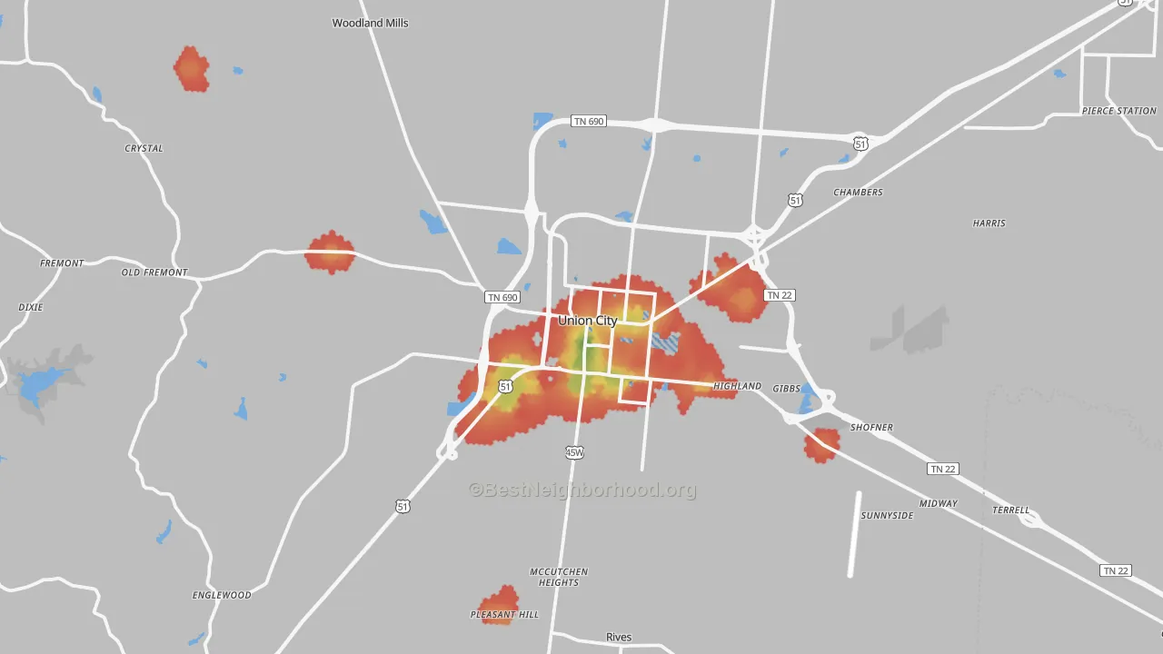 Walk Grade map of Union City, TN, walkable areas in green and car-dependent areas in red