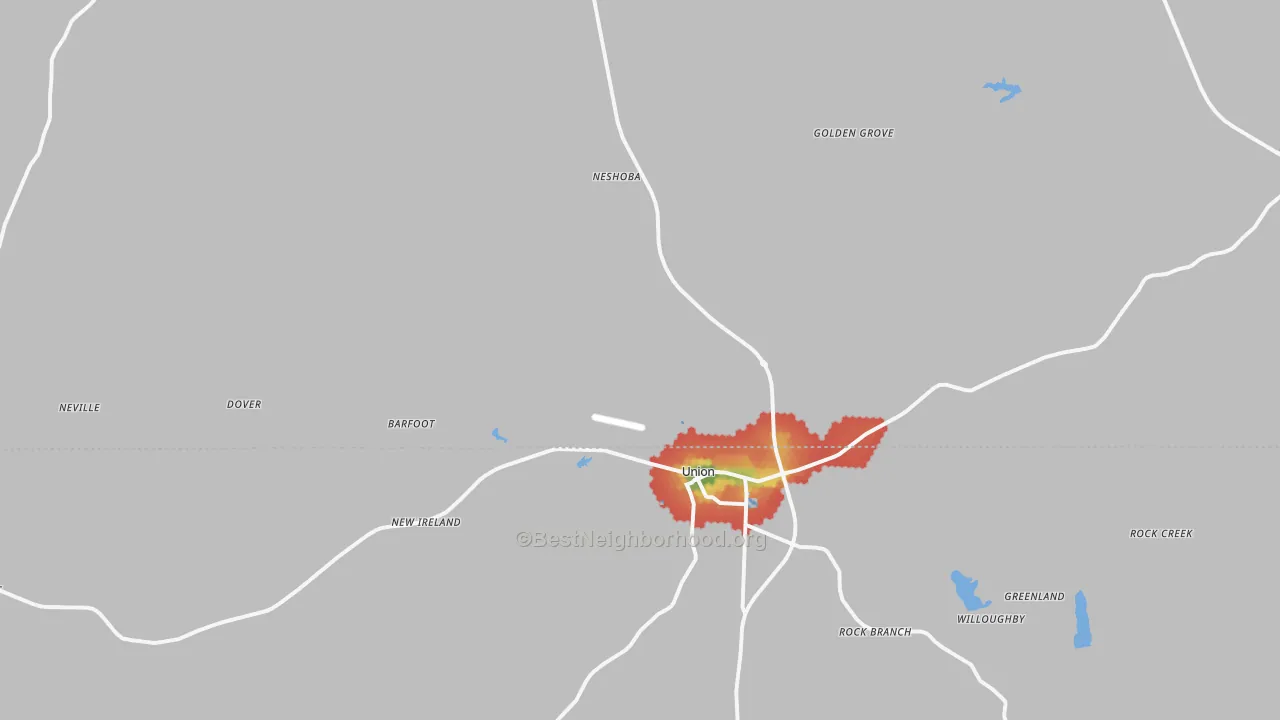Walk Grade map of Union, MS, walkable areas in green and car-dependent areas in red