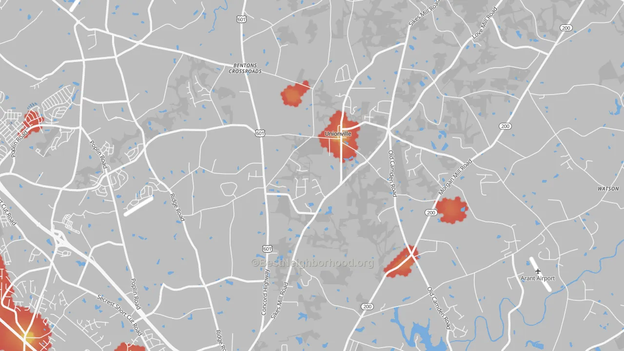 Walk Grade map of Unionville, NC, walkable areas in green and car-dependent areas in red