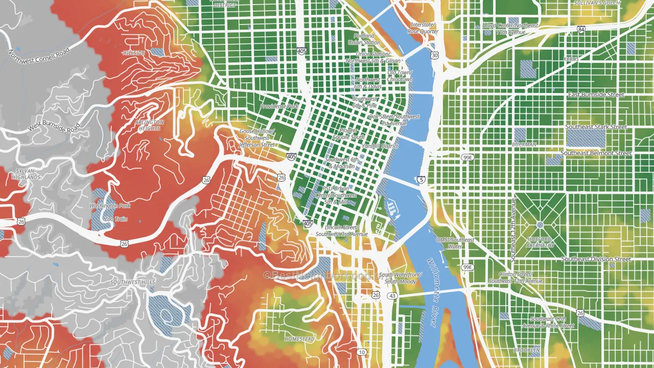 Walk Grade map of University District, Portland, OR, walkable areas in green and car-dependent areas in red