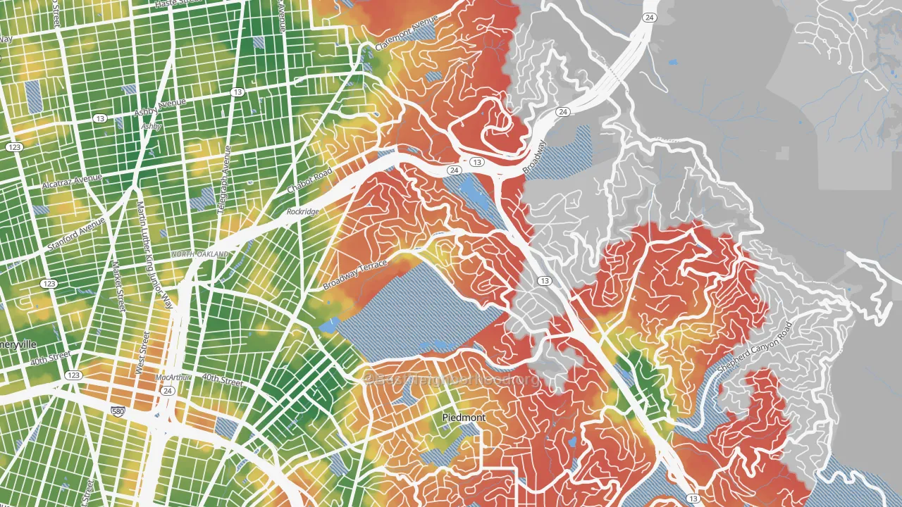 Walk Grade map of Upper Rockridge, Oakland, CA, walkable areas in green and car-dependent areas in red