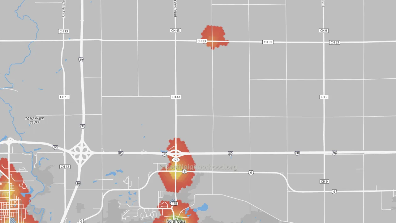 Walk Grade map of Utica, IL, walkable areas in green and car-dependent areas in red