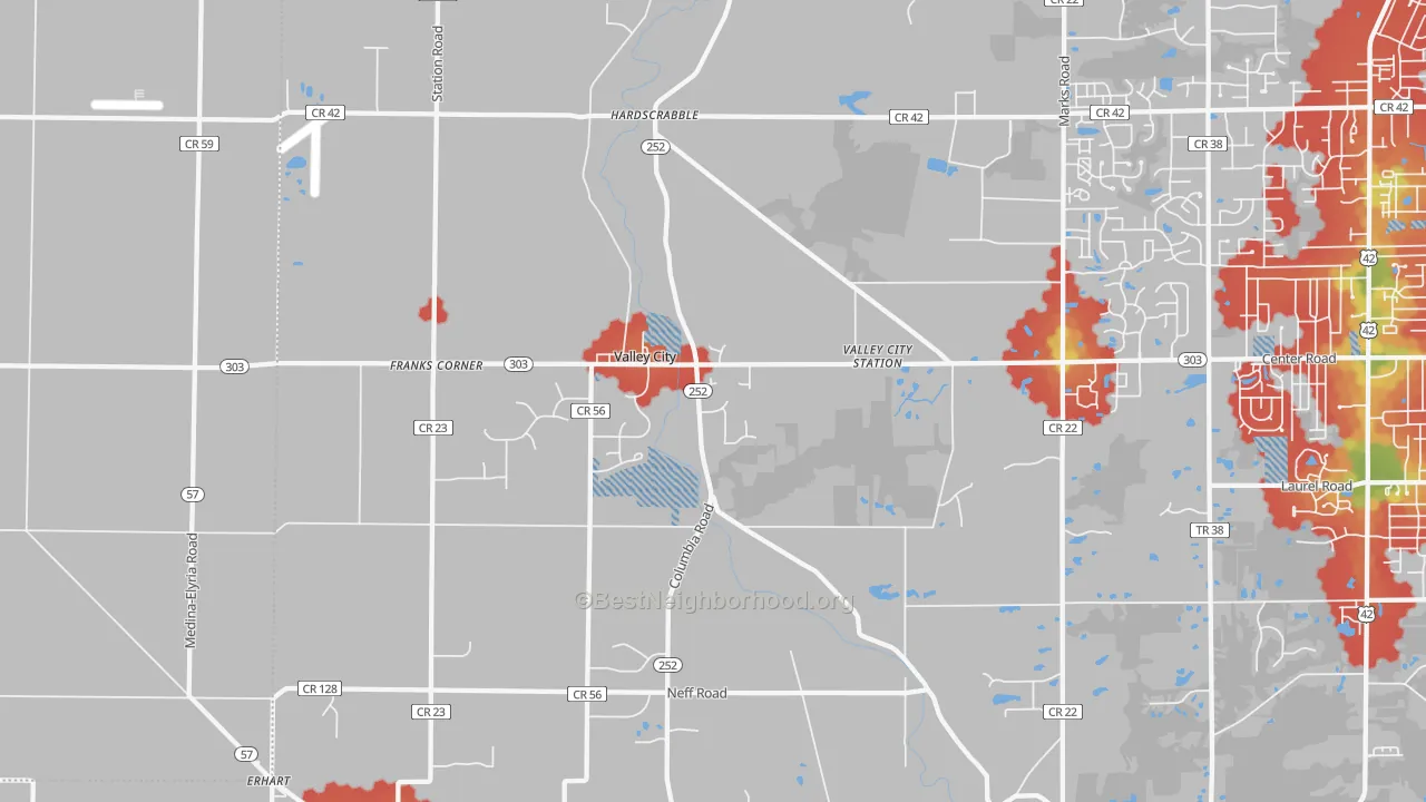 Walk Grade map of Valley City, OH, walkable areas in green and car-dependent areas in red