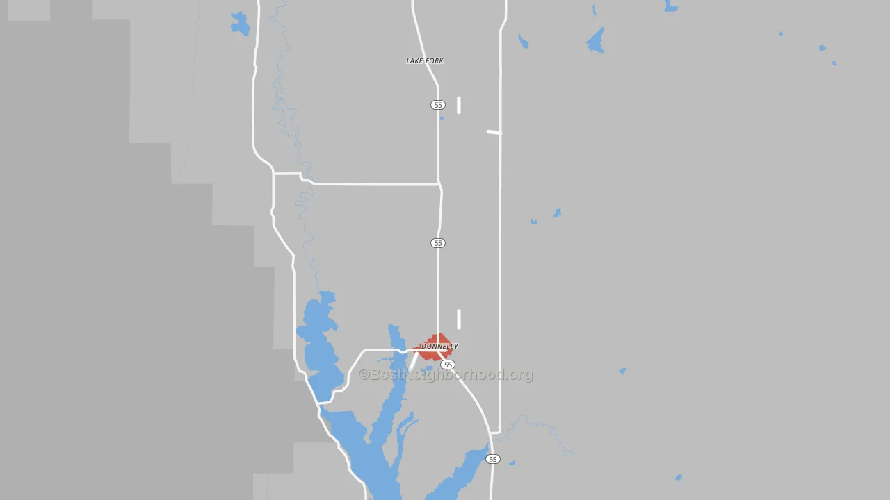 Walk Grade map of Valley County, ID, walkable areas in green and car-dependent areas in red