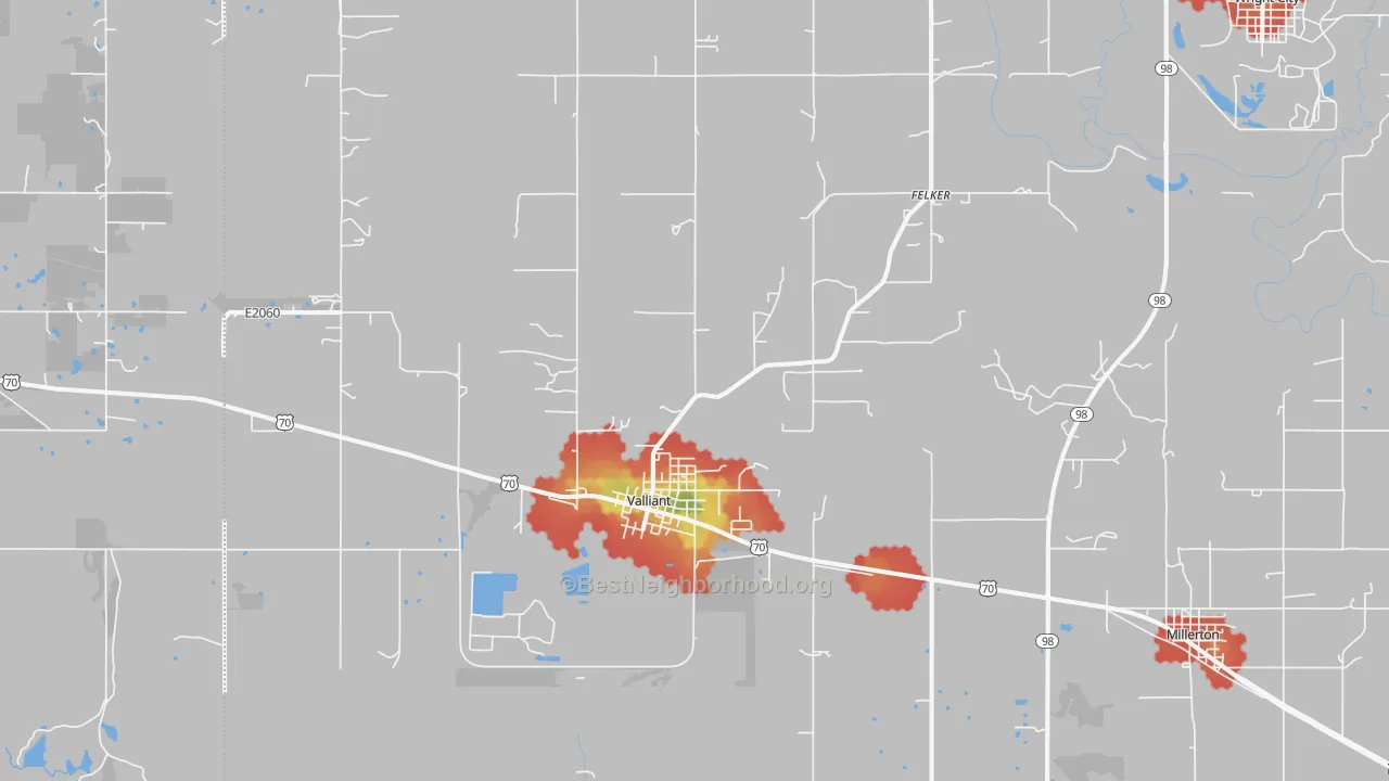 Walk Grade map of Valliant, OK, walkable areas in green and car-dependent areas in red