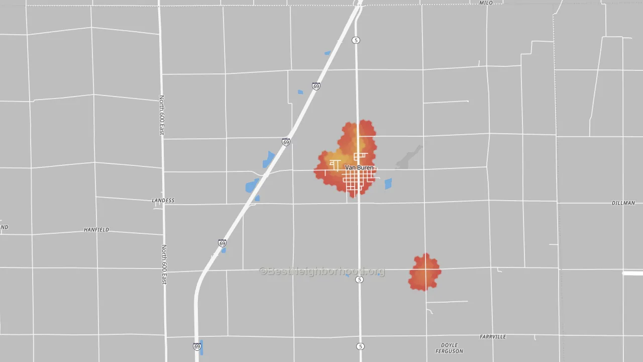Walk Grade map of Van Buren, IN, walkable areas in green and car-dependent areas in red