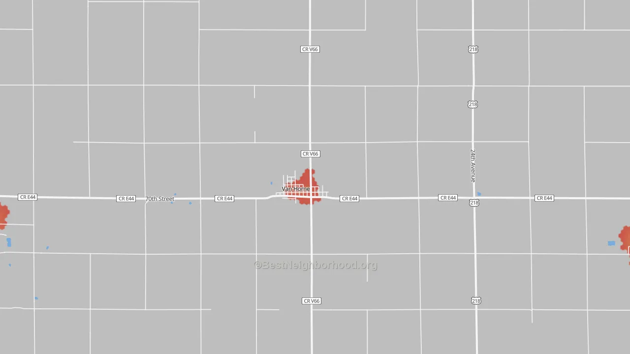 Walk Grade map of Van Horne, IA, walkable areas in green and car-dependent areas in red