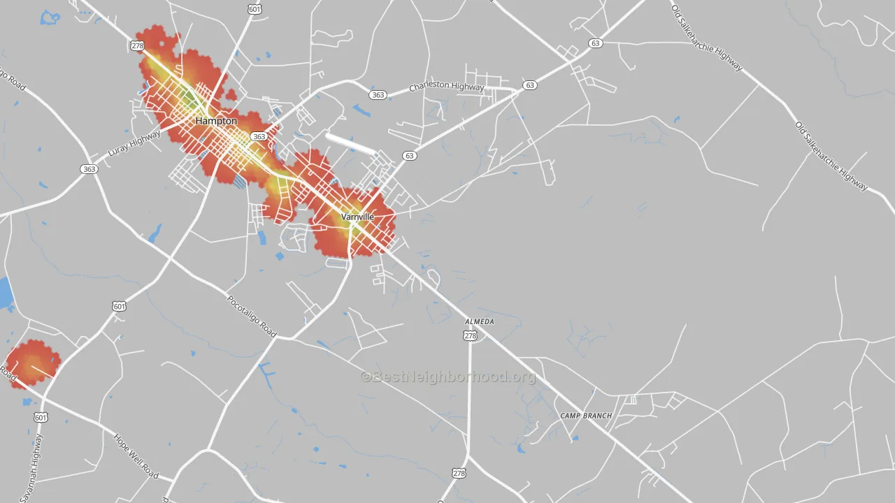 Walk Grade map of Varnville, SC, walkable areas in green and car-dependent areas in red
