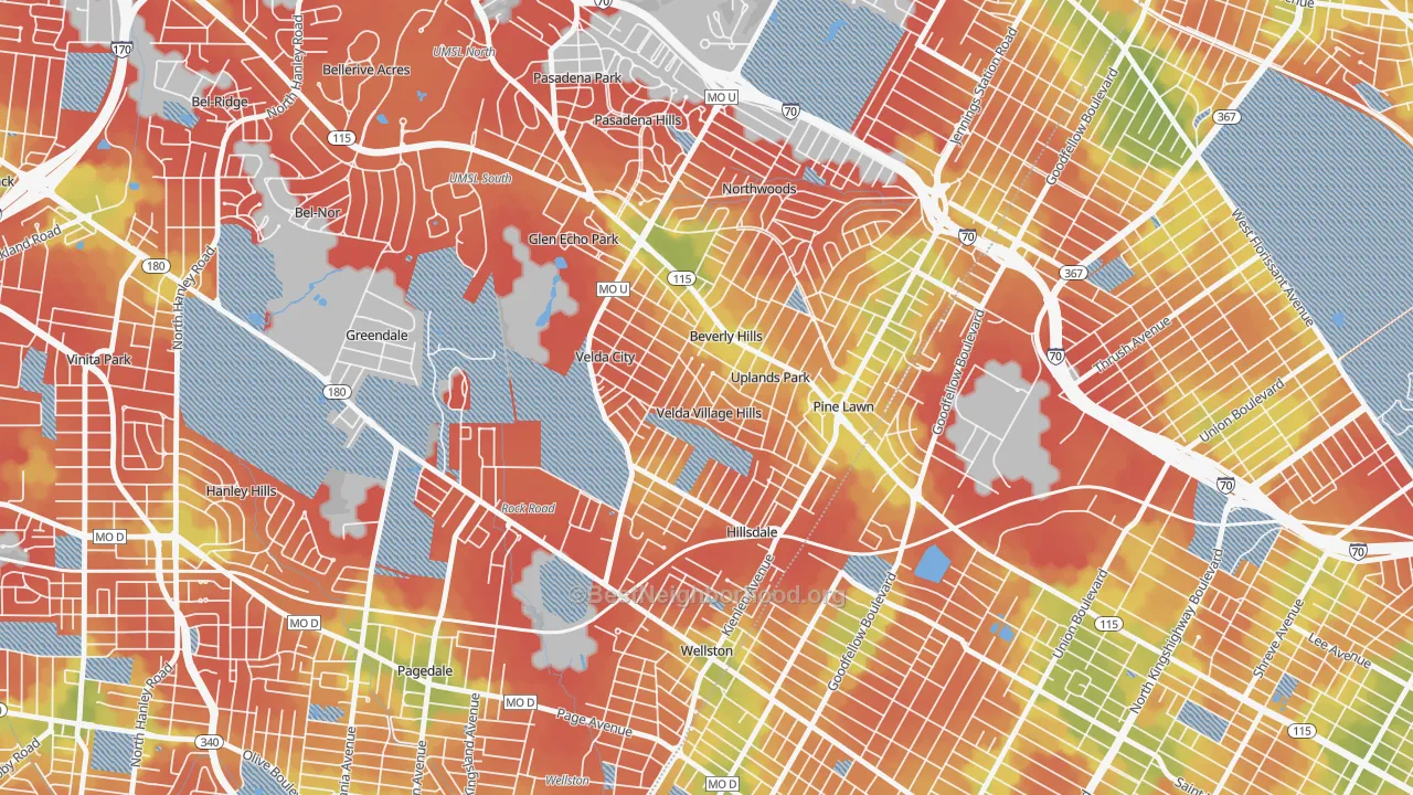 Walk Grade map of Velda Village Hills, MO, walkable areas in green and car-dependent areas in red
