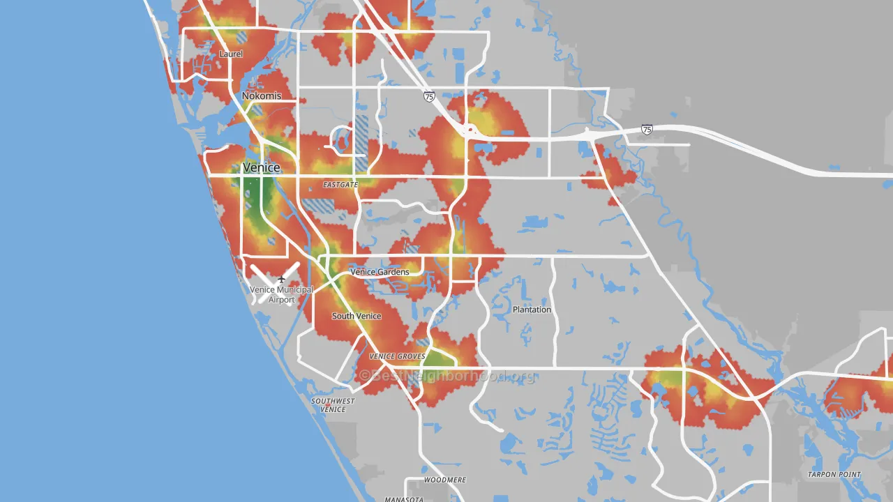 Walk Grade map of Venice, FL, walkable areas in green and car-dependent areas in red