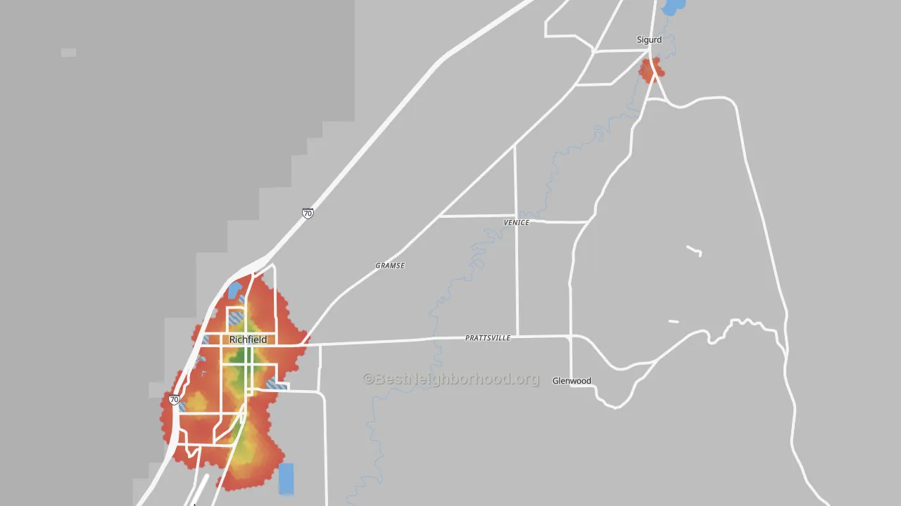 Walk Grade map of Venice, UT, walkable areas in green and car-dependent areas in red