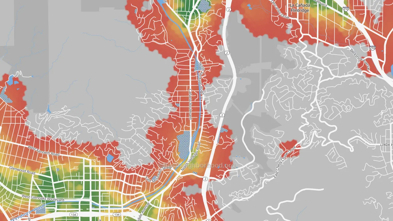 Walk Grade map of Verdugo Woodlands, Glendale, CA, walkable areas in green and car-dependent areas in red