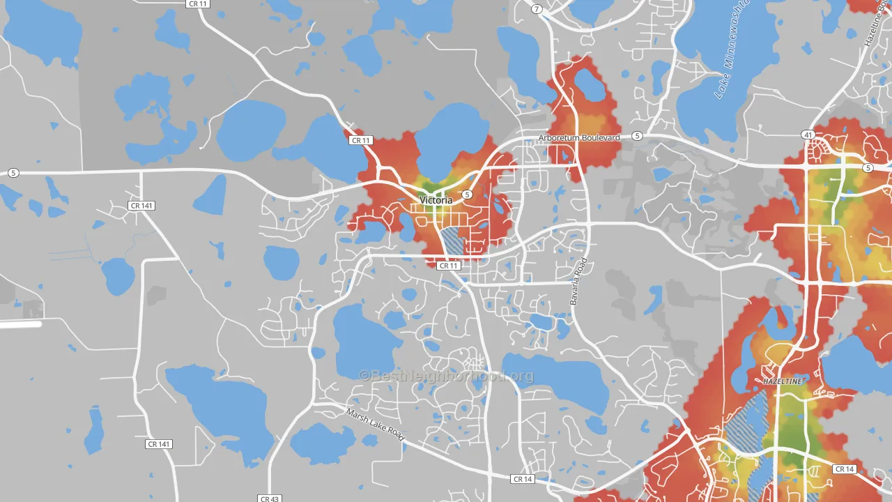 Walk Grade map of Victoria, MN, walkable areas in green and car-dependent areas in red