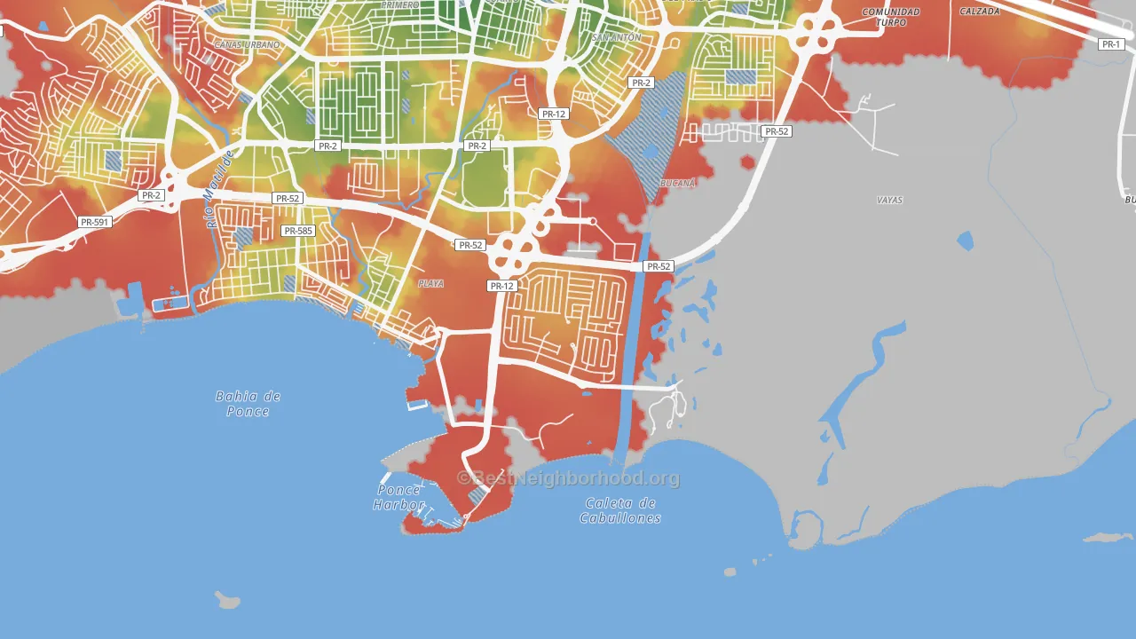 Walk Grade map of Villa del Carmen, Ponce, PR, walkable areas in green and car-dependent areas in red