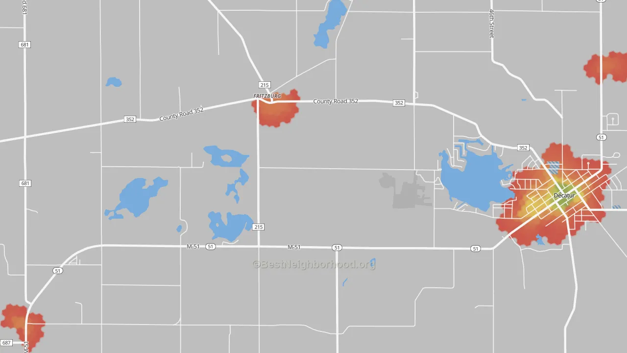Walk Grade map of Volinia, MI, walkable areas in green and car-dependent areas in red