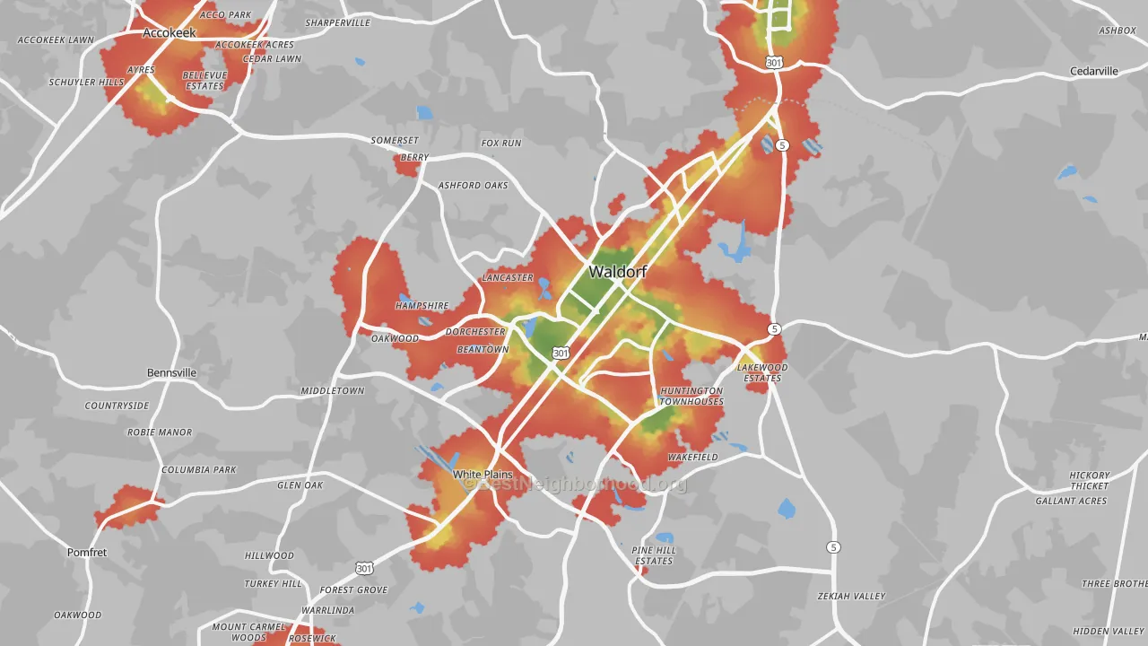 Walk Grade map of Waldorf, MD, walkable areas in green and car-dependent areas in red