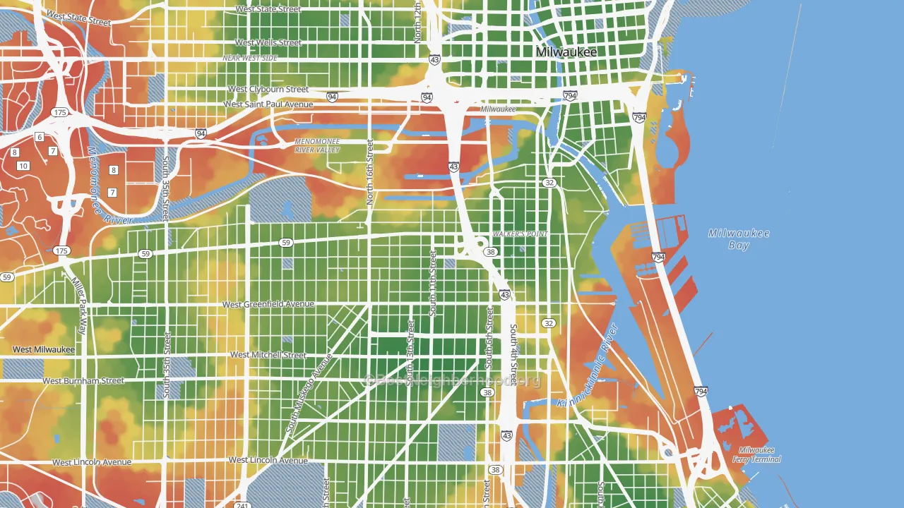Walk Grade map of Walker's Point, Milwaukee, WI, walkable areas in green and car-dependent areas in red