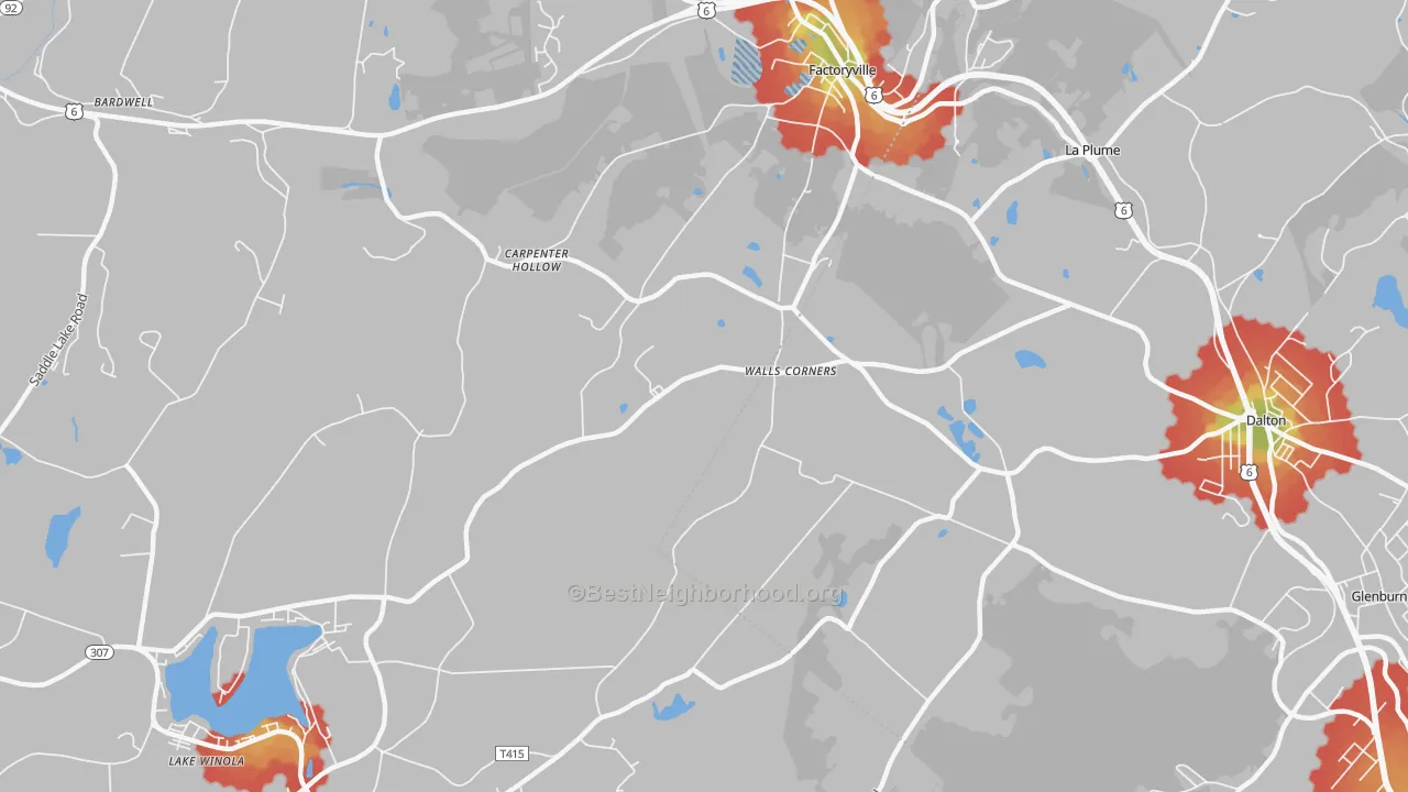 Walk Grade map of Walls Corners, PA, walkable areas in green and car-dependent areas in red
