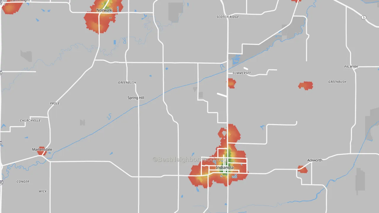 Walk Grade map of Warren County, IA, walkable areas in green and car-dependent areas in red