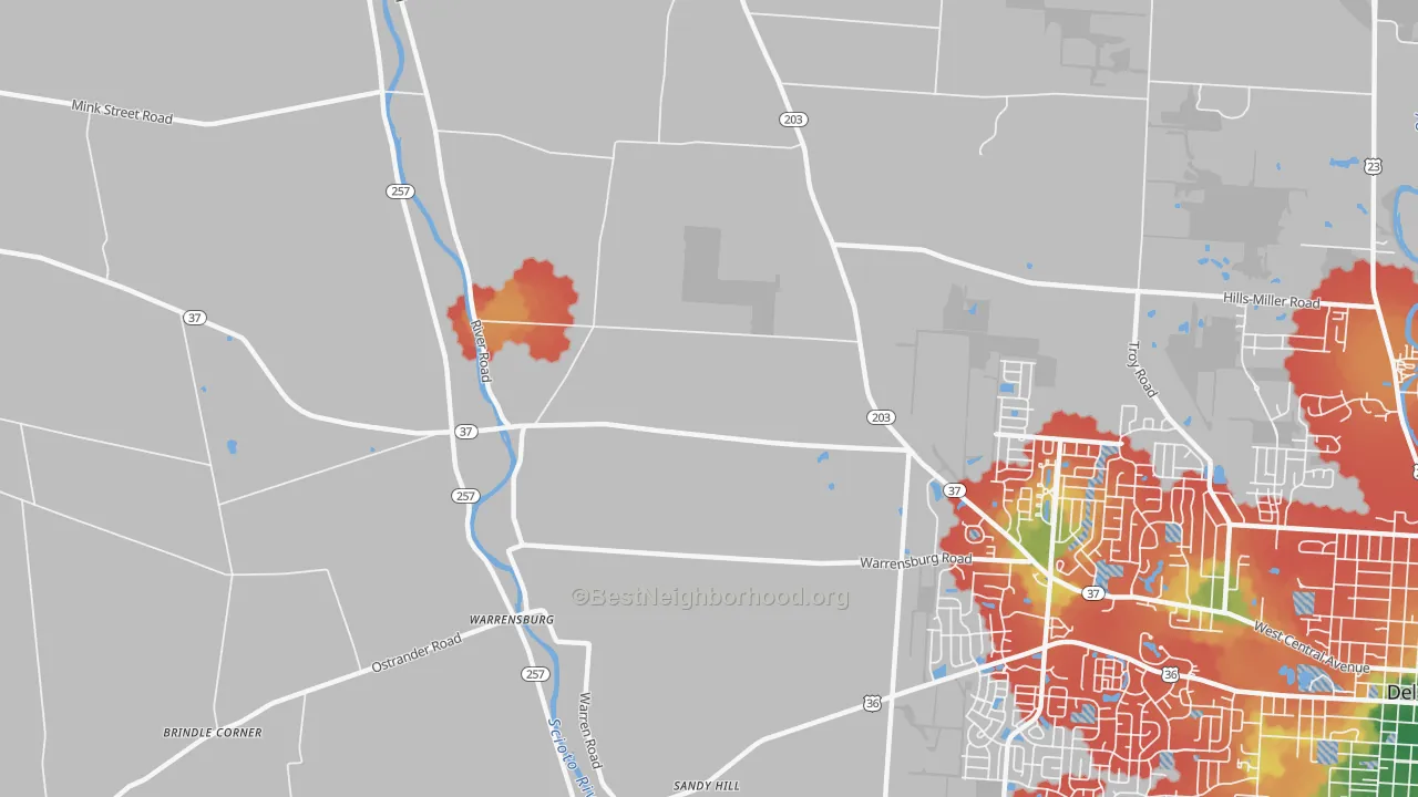 Walk Grade map of Warrensburg, OH, walkable areas in green and car-dependent areas in red