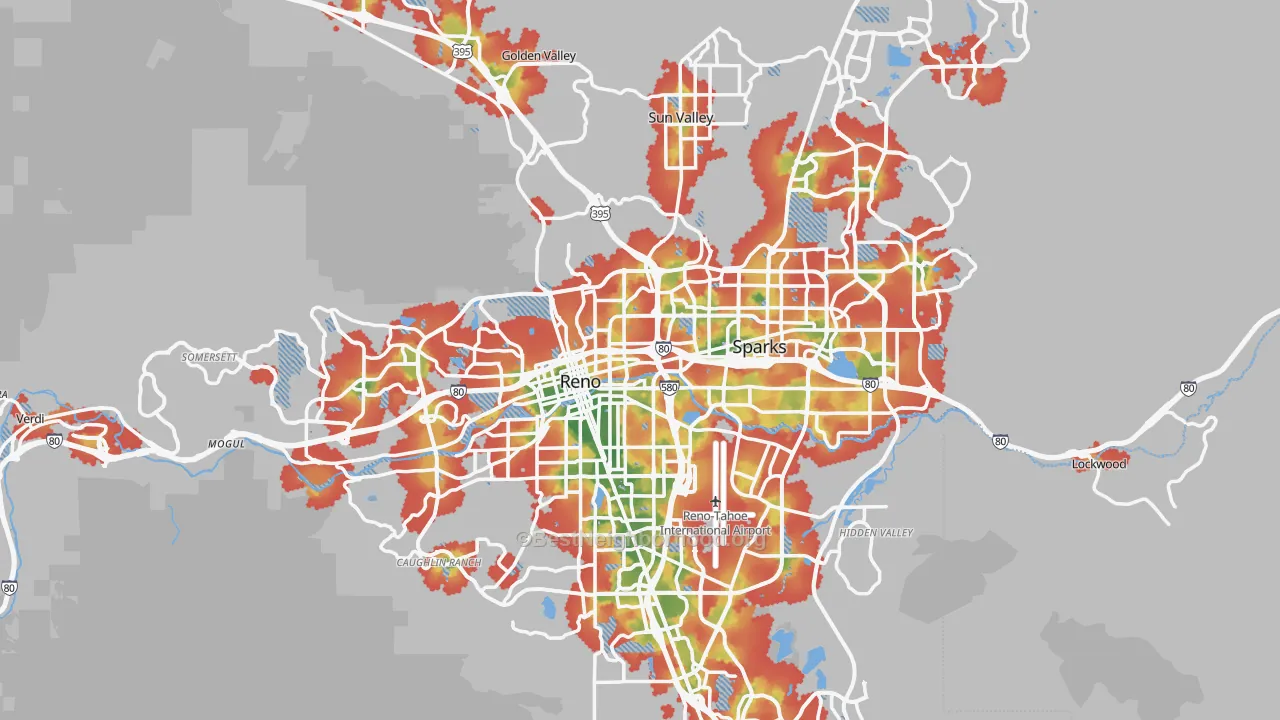 Walk Grade map of Washoe County, NV, walkable areas in green and car-dependent areas in red
