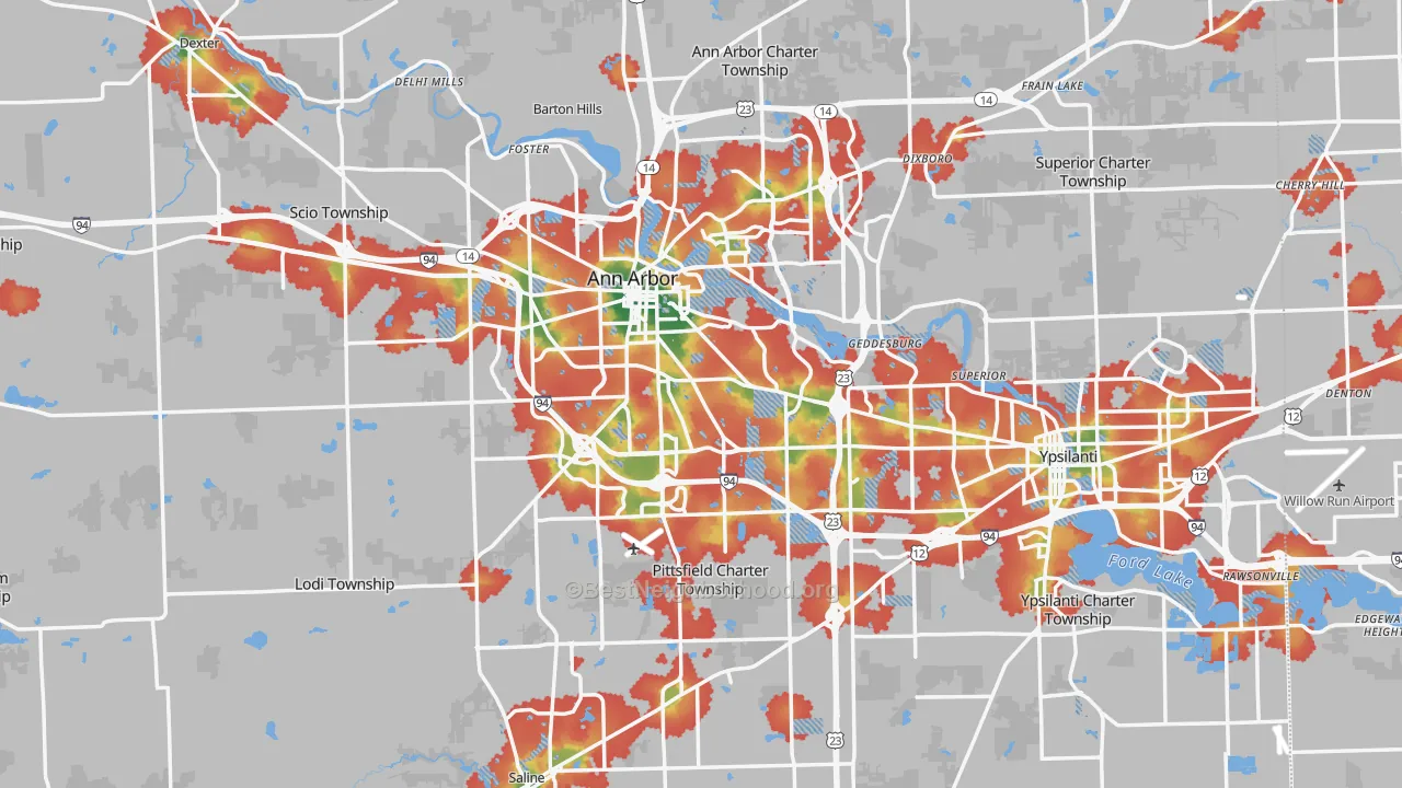 Walk Grade map of Washtenaw County, MI, walkable areas in green and car-dependent areas in red