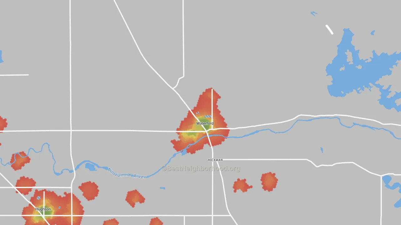 Walk Grade map of Waterford, CA, walkable areas in green and car-dependent areas in red