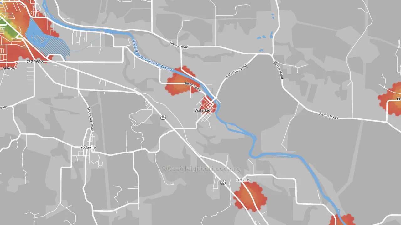 Walk Grade map of Waterloo, OR, walkable areas in green and car-dependent areas in red