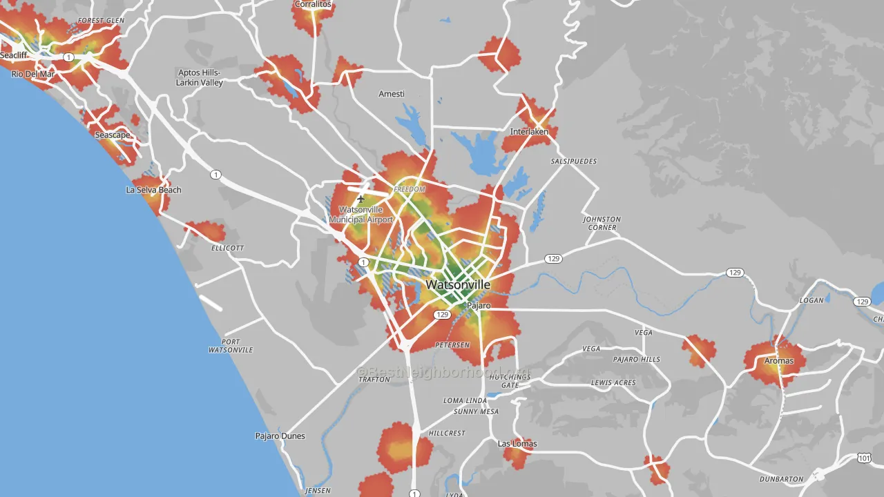 Walk Grade map of Watsonville, CA, walkable areas in green and car-dependent areas in red