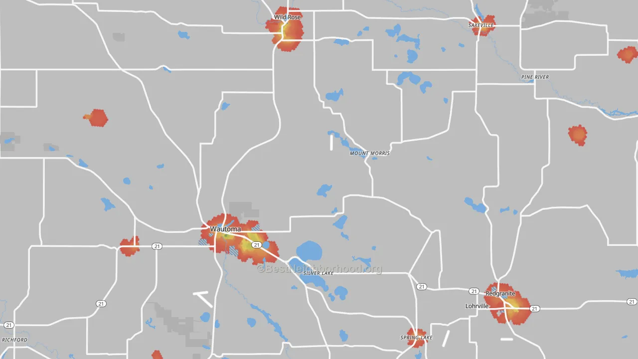Walk Grade map of Waushara County, WI, walkable areas in green and car-dependent areas in red
