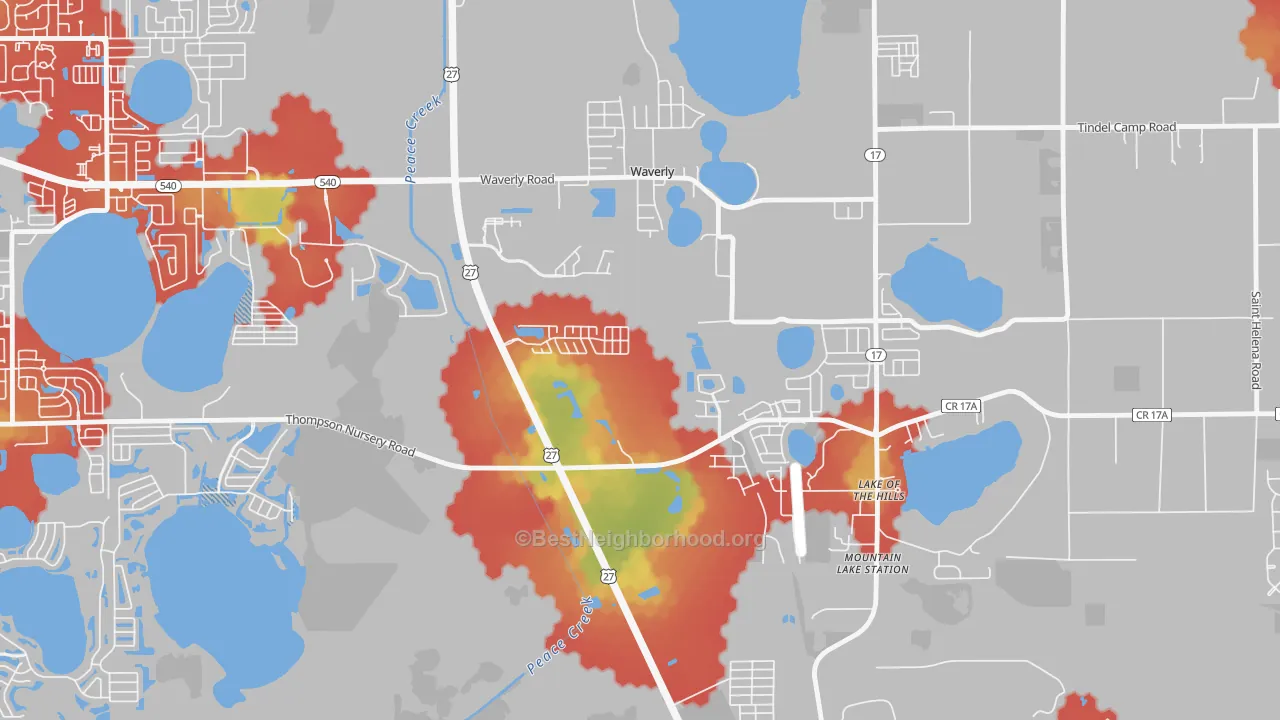 Walk Grade map of Waverly, FL, walkable areas in green and car-dependent areas in red