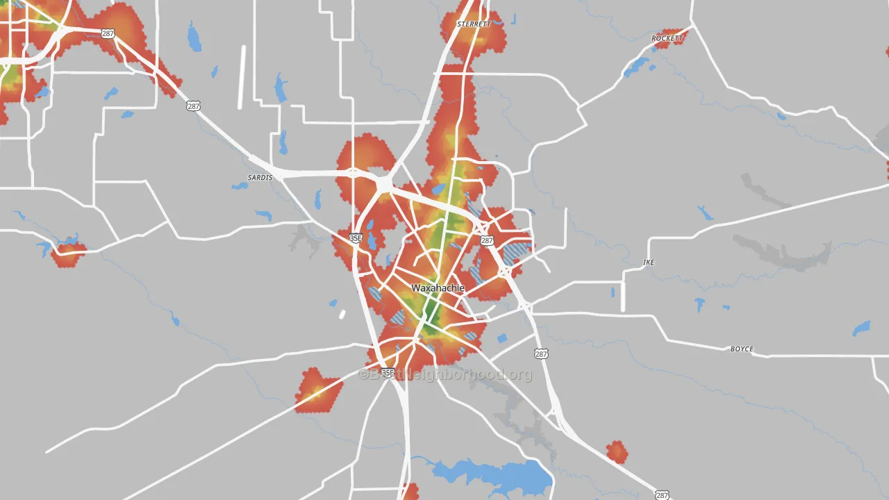Walk Grade map of Waxahachie, TX, walkable areas in green and car-dependent areas in red