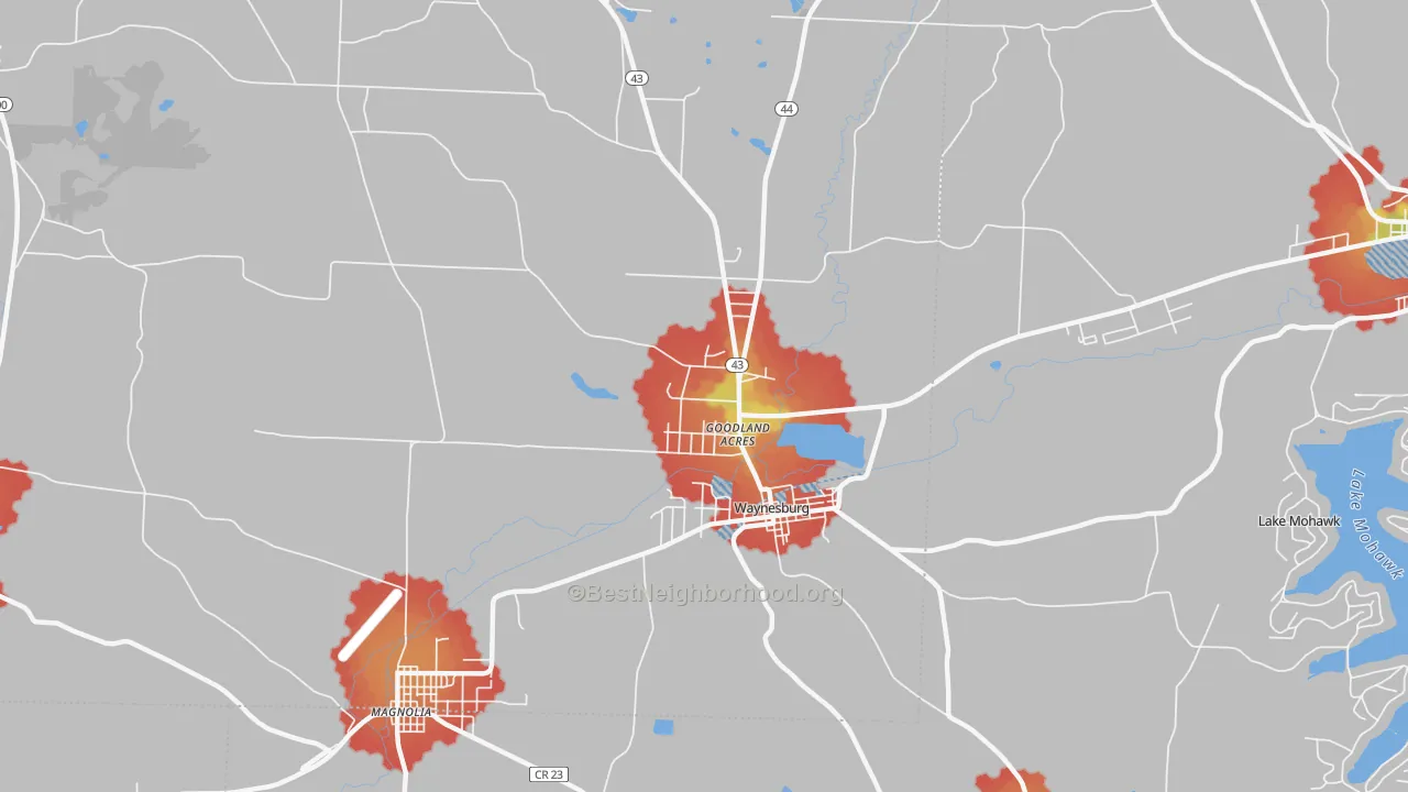 Walk Grade map of Waynesburg, OH, walkable areas in green and car-dependent areas in red