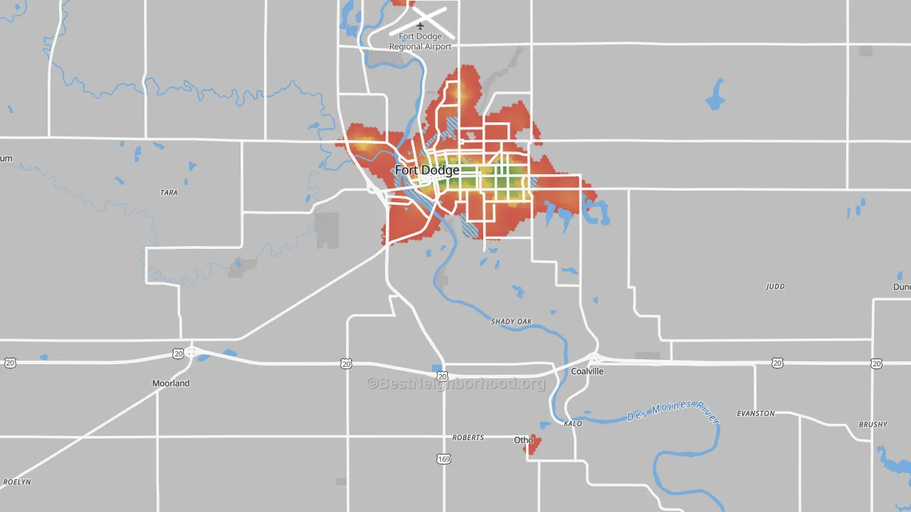 Walk Grade map of Webster County, IA, walkable areas in green and car-dependent areas in red