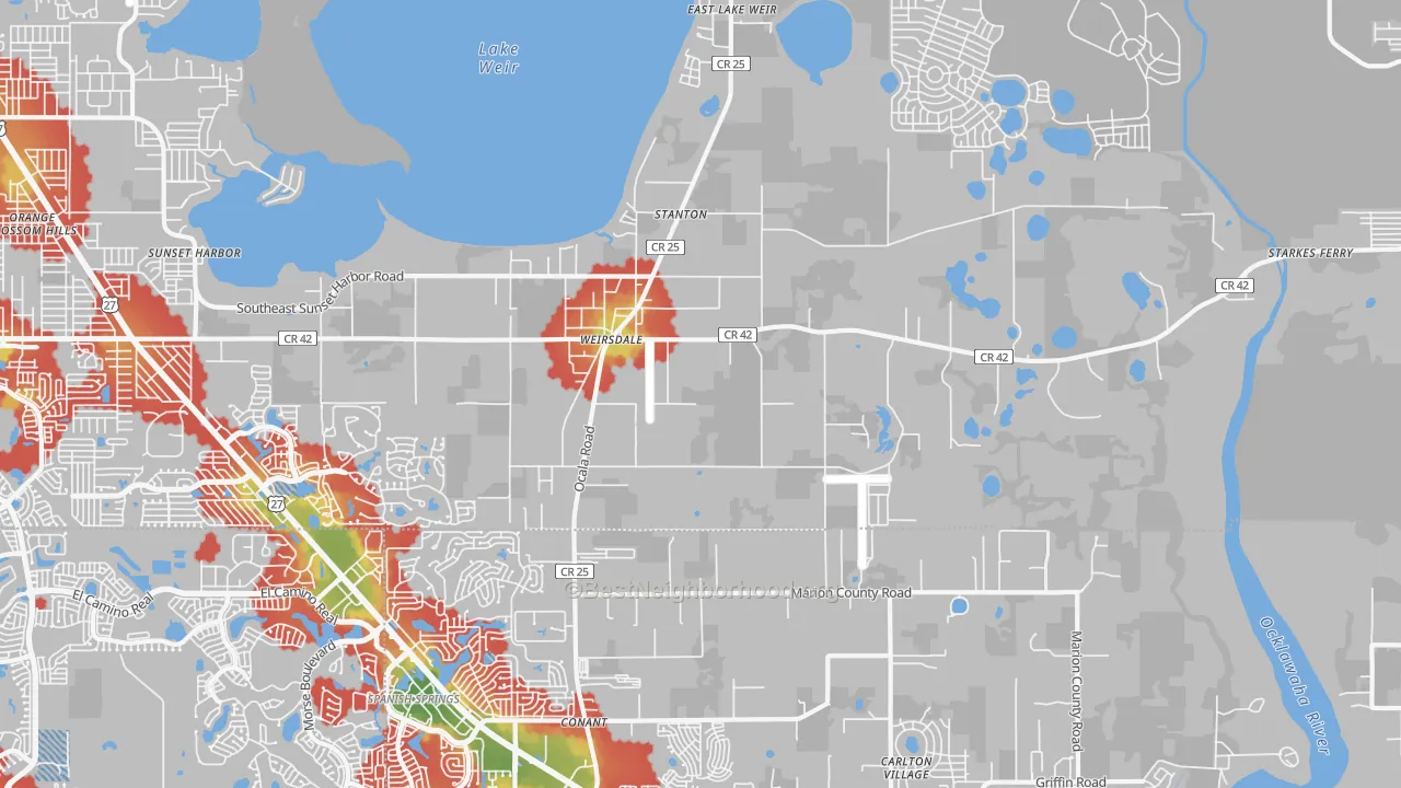 Walk Grade map of Weirsdale, FL, walkable areas in green and car-dependent areas in red