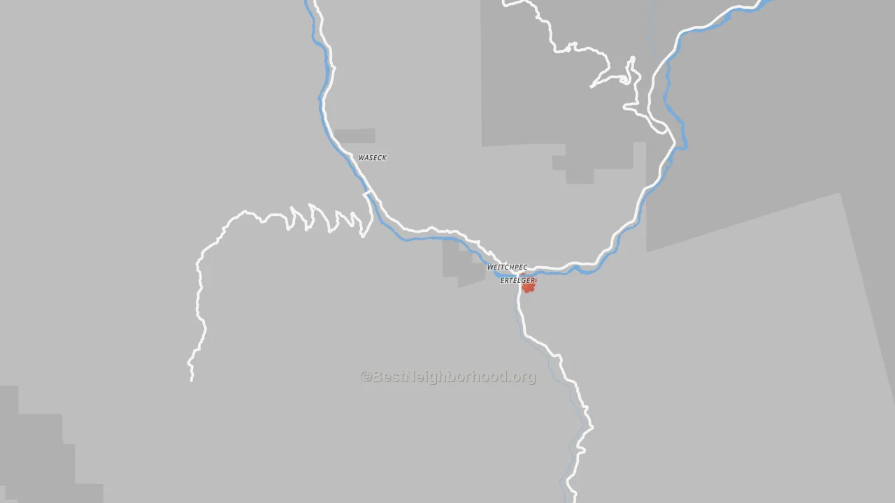 Walk Grade map of Weitchpec, CA, walkable areas in green and car-dependent areas in red