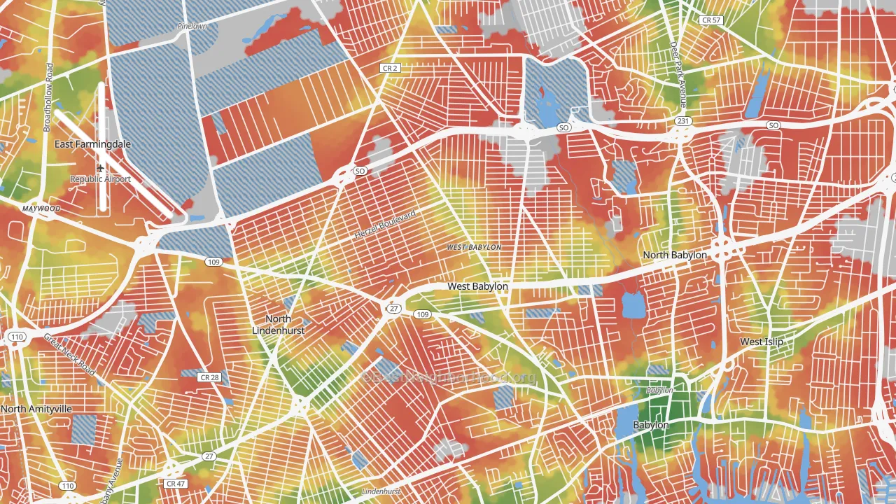 Walk Grade map of West Babylon, NY, walkable areas in green and car-dependent areas in red
