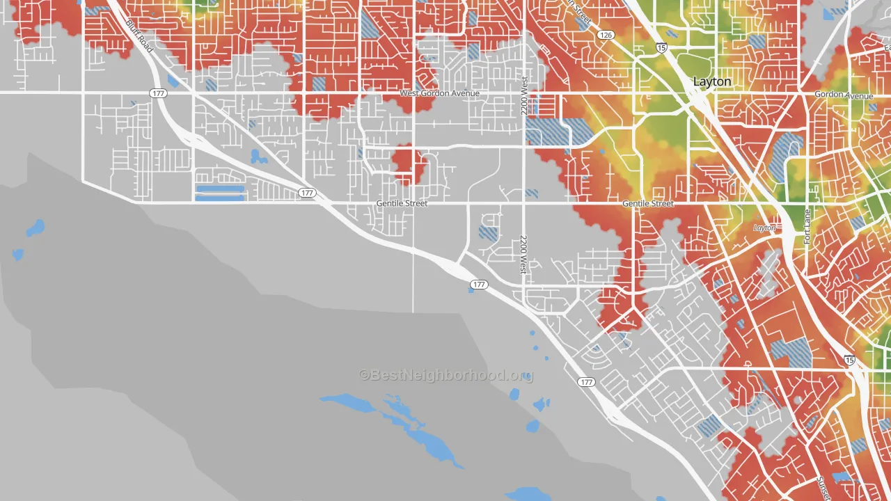 Walk Grade map of West Layton, UT, walkable areas in green and car-dependent areas in red