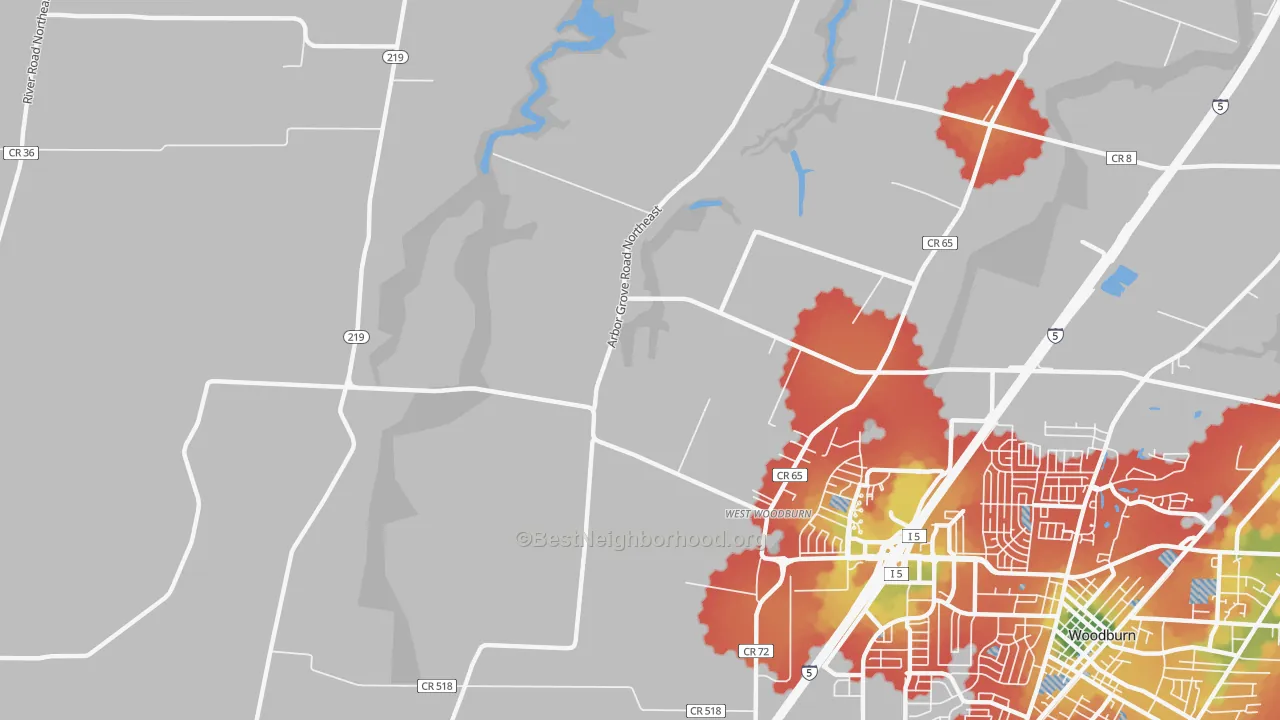 Walk Grade map of West Woodburn, OR, walkable areas in green and car-dependent areas in red