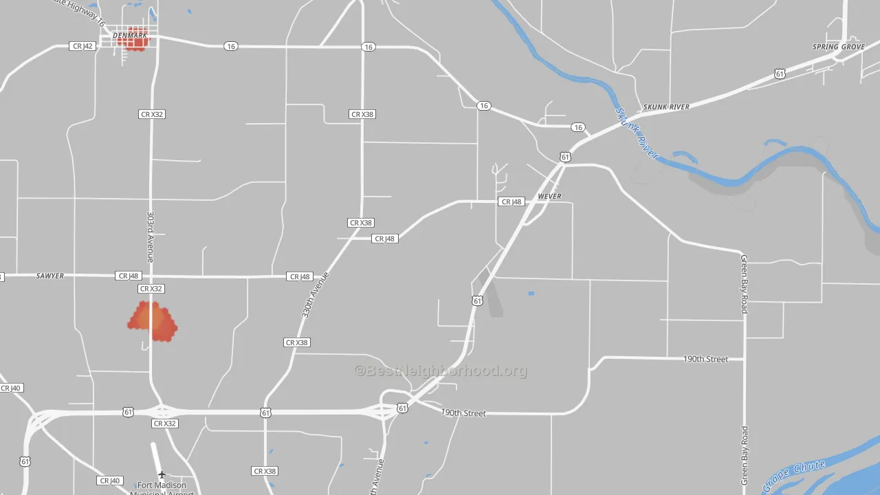 Walk Grade map of Wever, IA, walkable areas in green and car-dependent areas in red