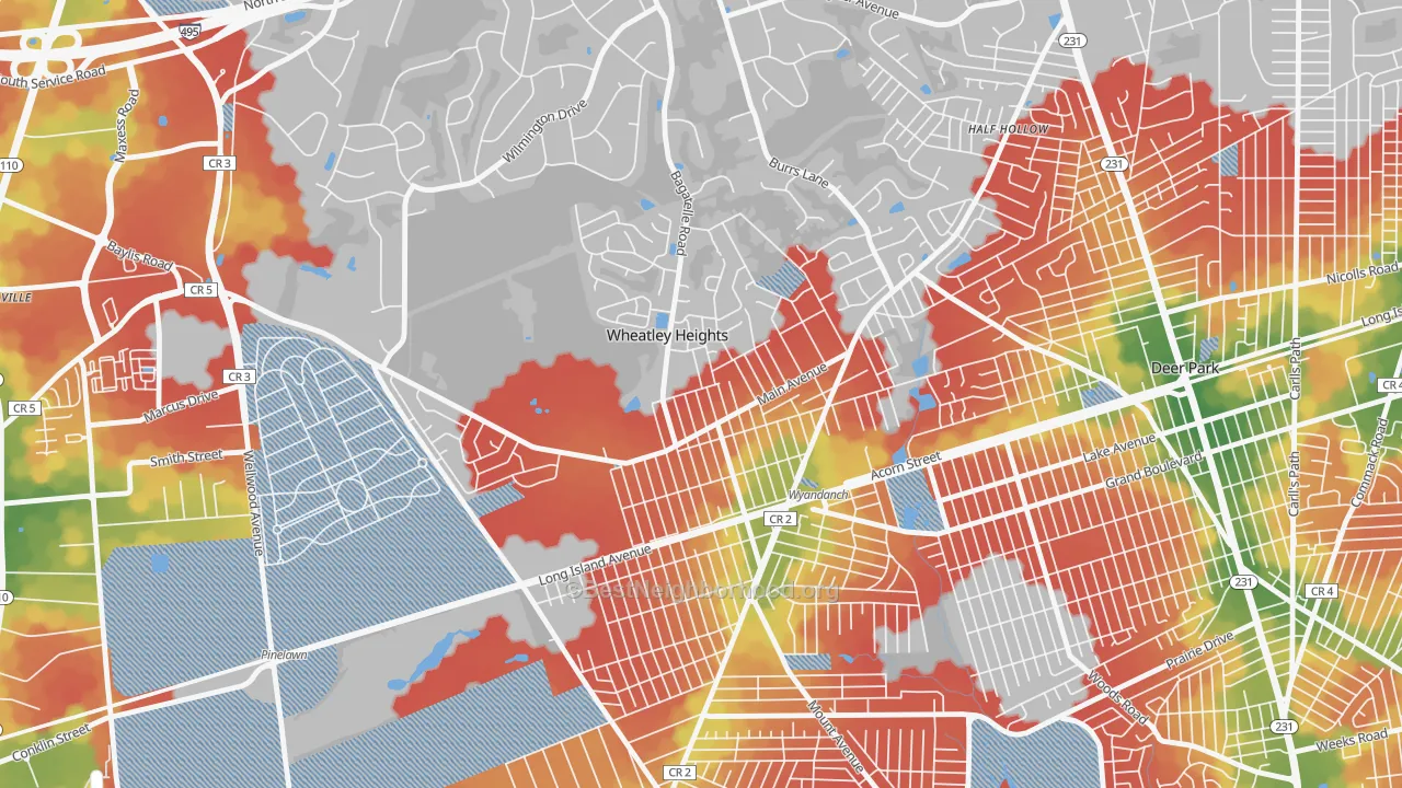 Walk Grade map of Wheatley Heights, Wyandanch, NY, walkable areas in green and car-dependent areas in red