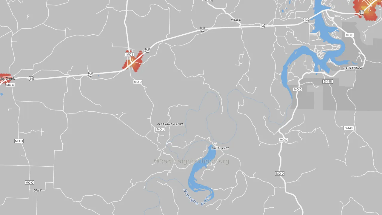 Walk Grade map of White City, MO, walkable areas in green and car-dependent areas in red