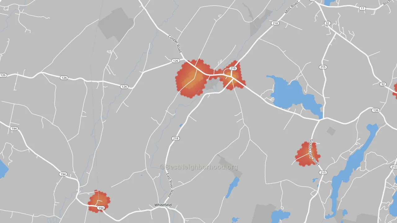 Walk Grade map of Whitefield, ME, walkable areas in green and car-dependent areas in red
