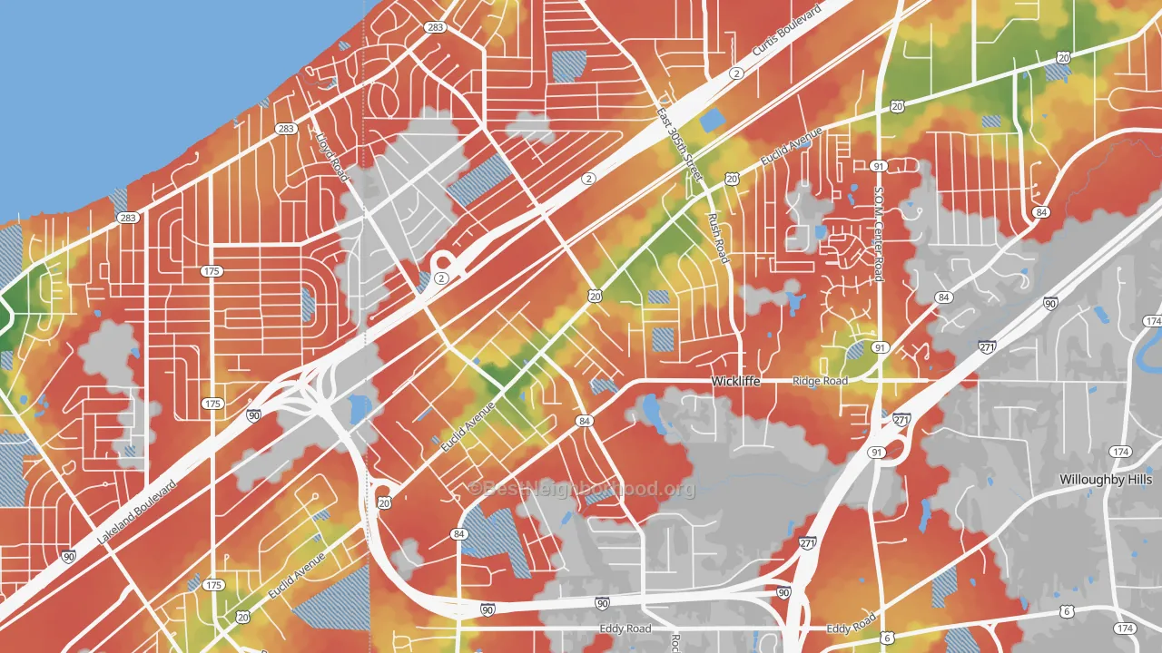Walk Grade map of Wickliffe, OH, walkable areas in green and car-dependent areas in red
