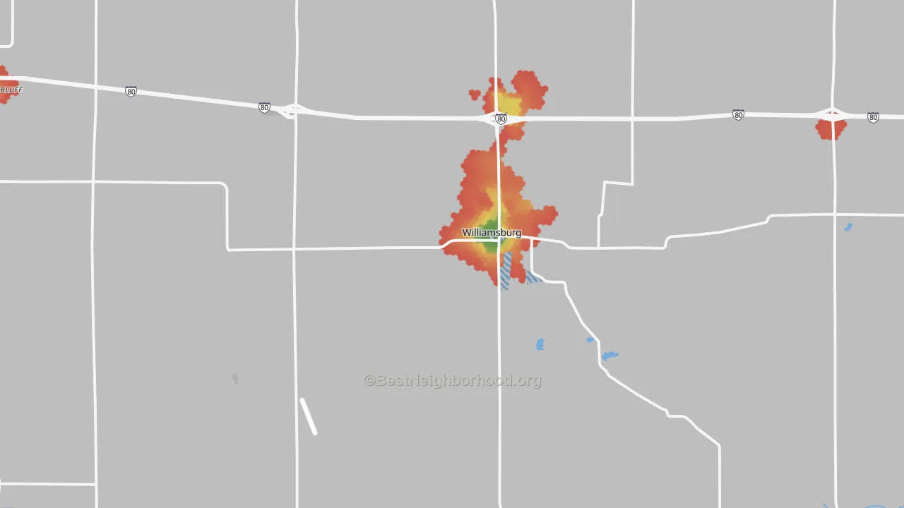 Walk Grade map of Williamsburg, IA, walkable areas in green and car-dependent areas in red