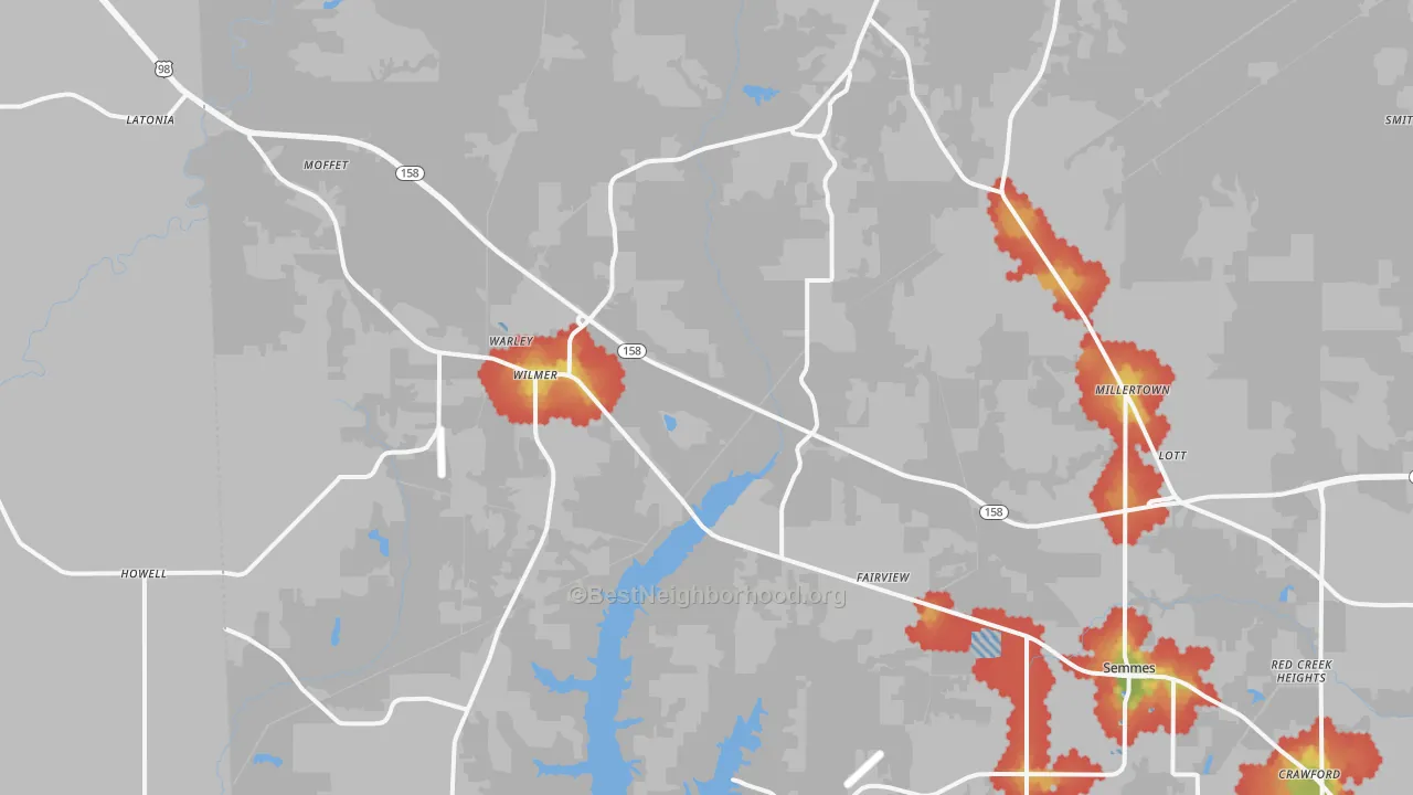 Walk Grade map of Wilmer, AL, walkable areas in green and car-dependent areas in red