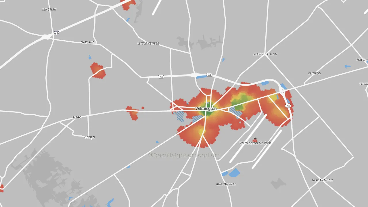 Walk Grade map of Wilmington, OH, walkable areas in green and car-dependent areas in red