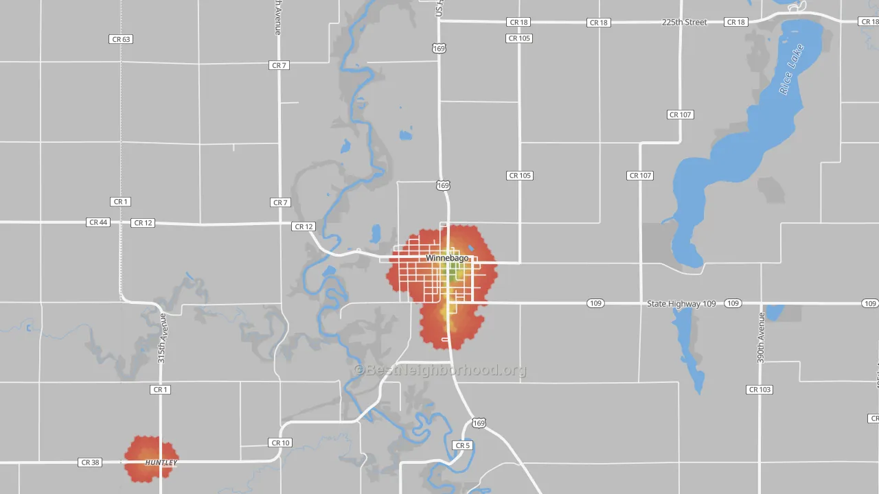 Walk Grade map of Winnebago, MN, walkable areas in green and car-dependent areas in red